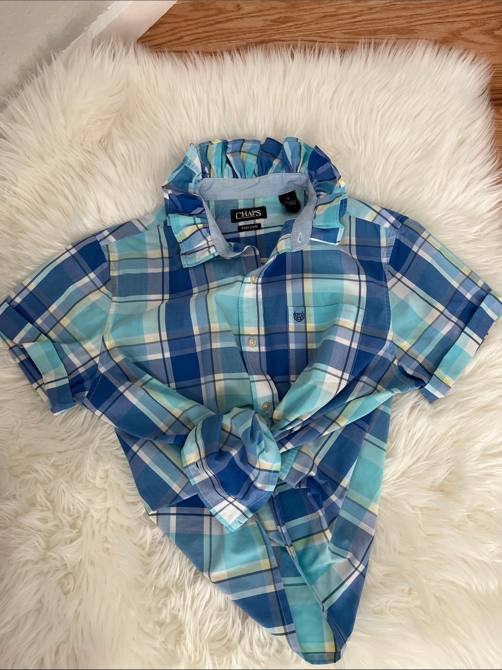 Chaps Short-Sleeve Plaid Button-Down Shirt in Blue, Aqua and White M